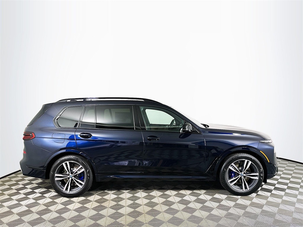 2025 Bmw X7 M60i photo 4