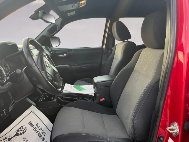 2020 Toyota Tacoma TRD Sport photo 9