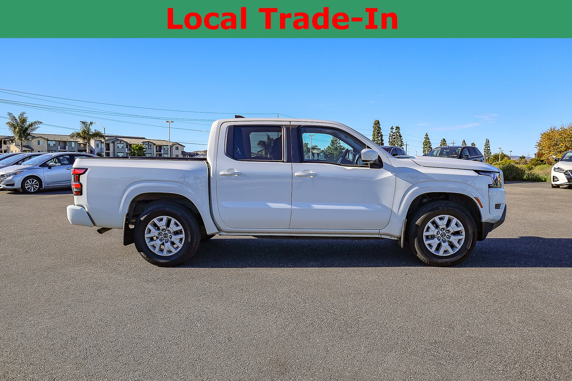 2023 Nissan Frontier SV photo 3