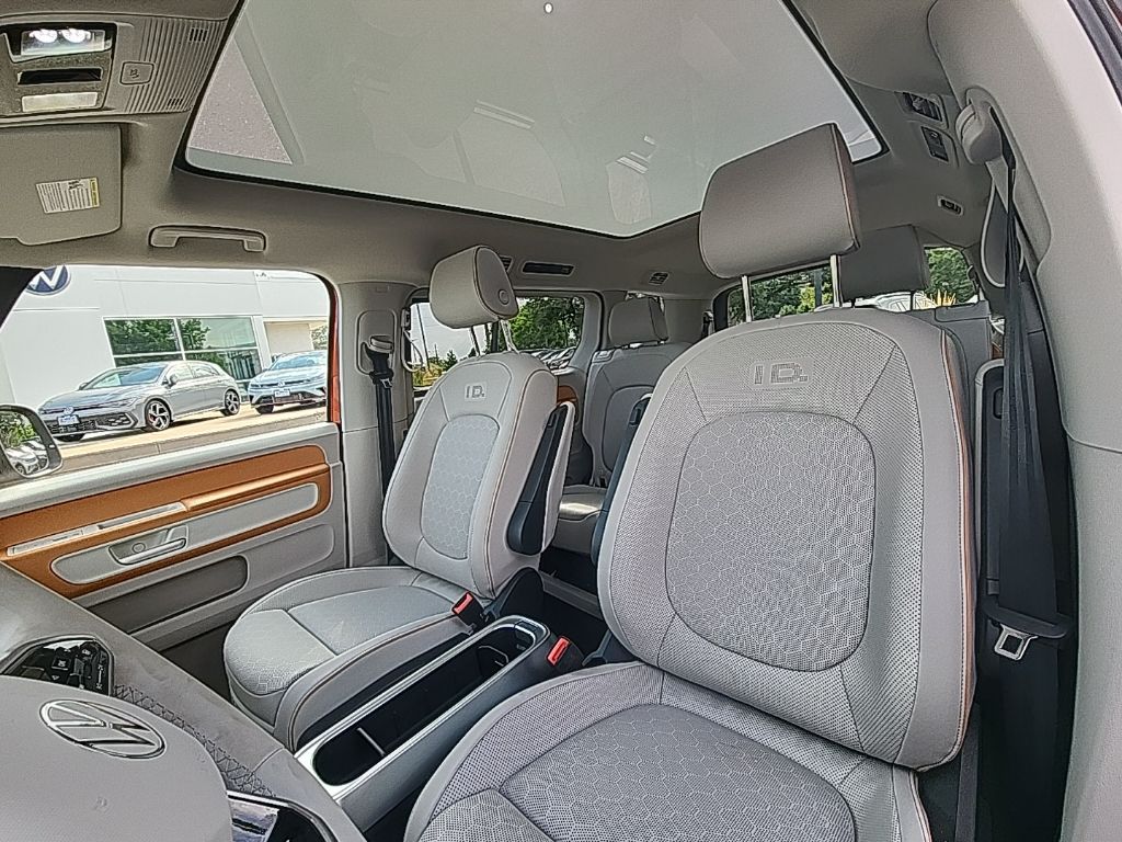 2025 Volkswagen ID. Buzz photo 10