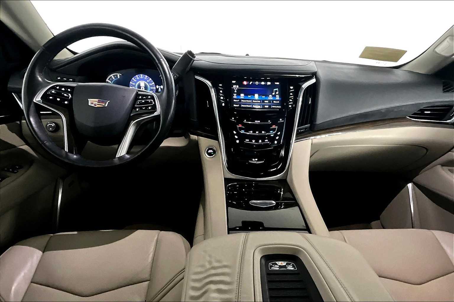 2018 Cadillac Escalade Luxury photo 14