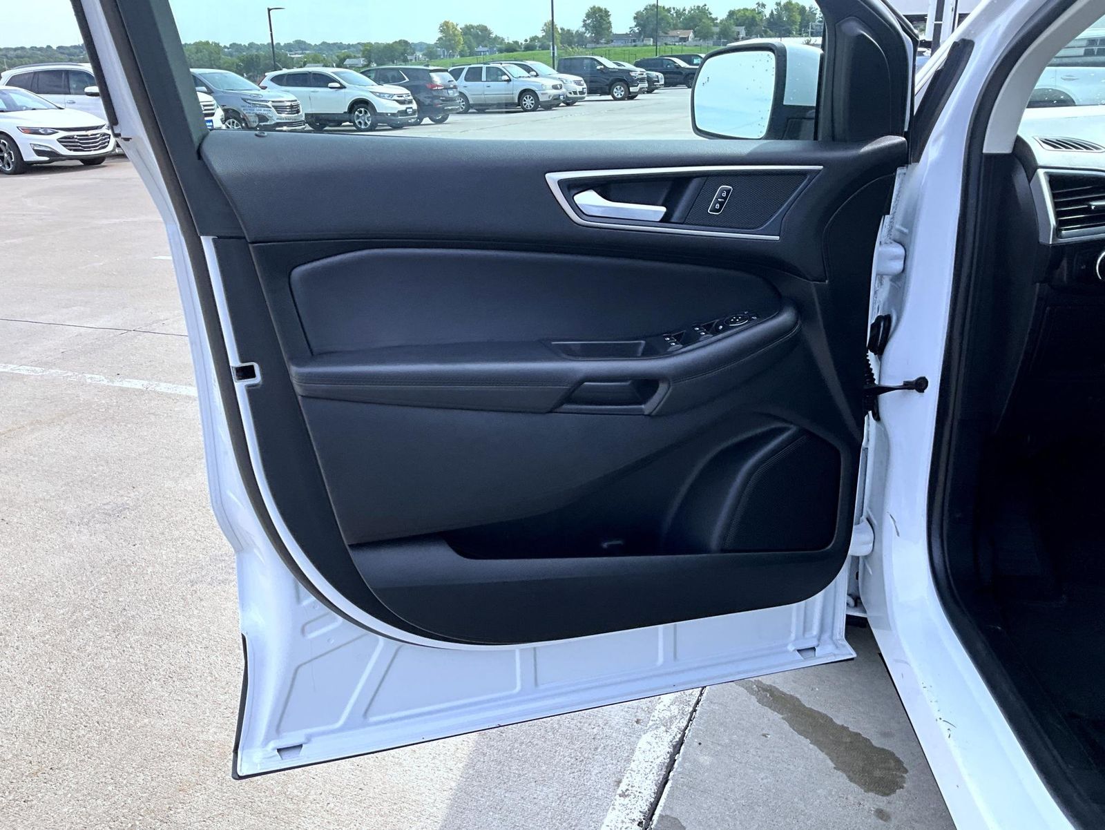 2024 Ford Edge SEL photo 10