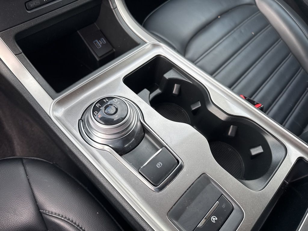 2024 Ford Edge SEL photo 29