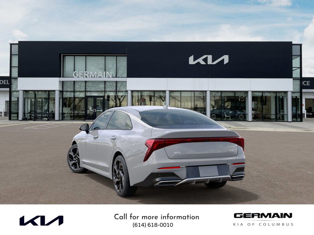 2025 Kia K5 GT-Line photo 4
