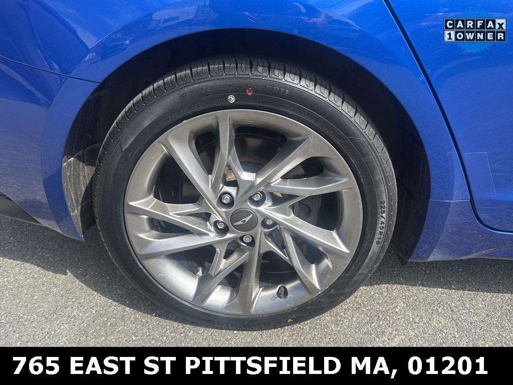 2022 Genesis G70 2.0T photo 21
