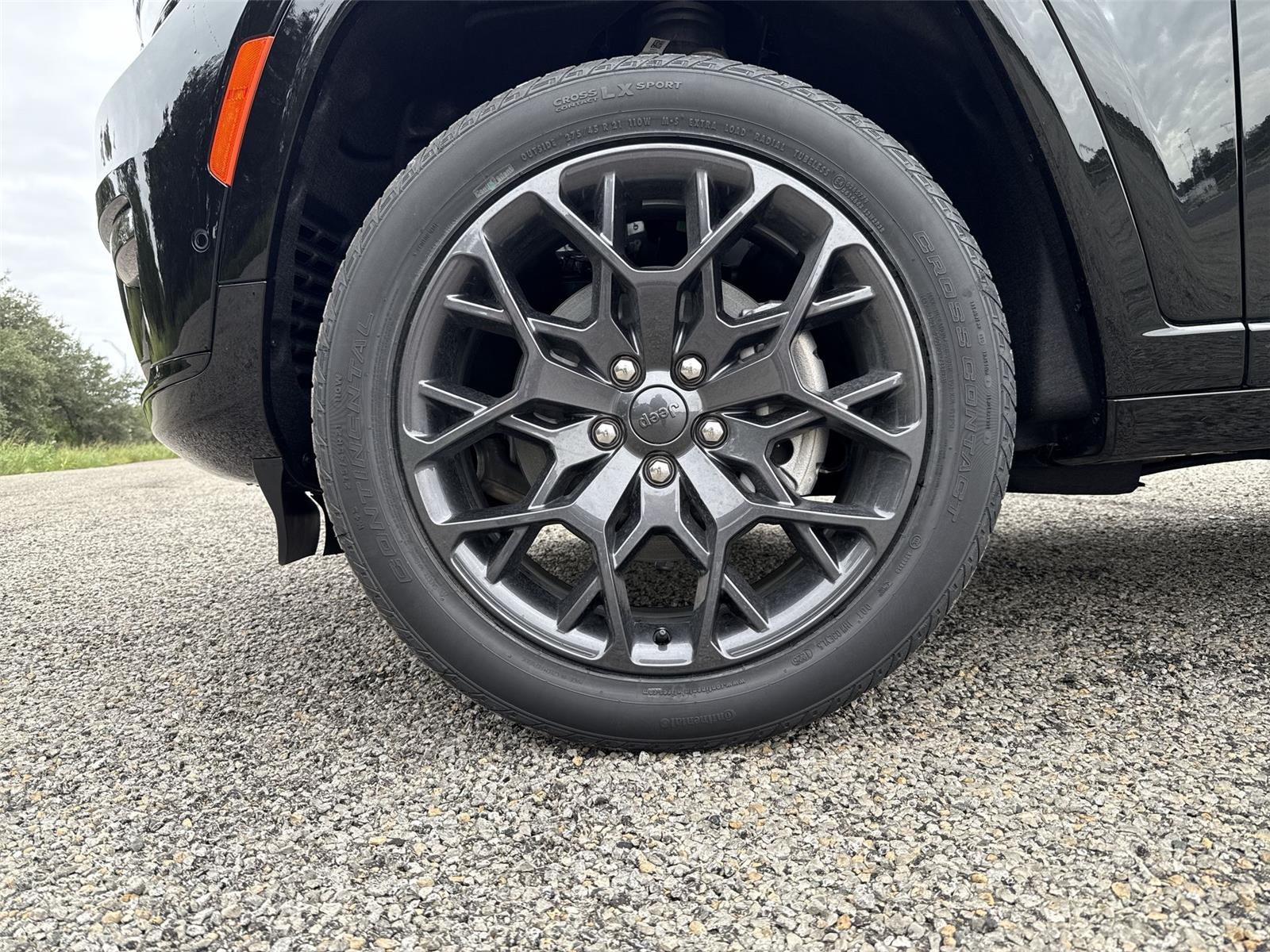 2025 Jeep Grand Cherokee L Summit photo 10