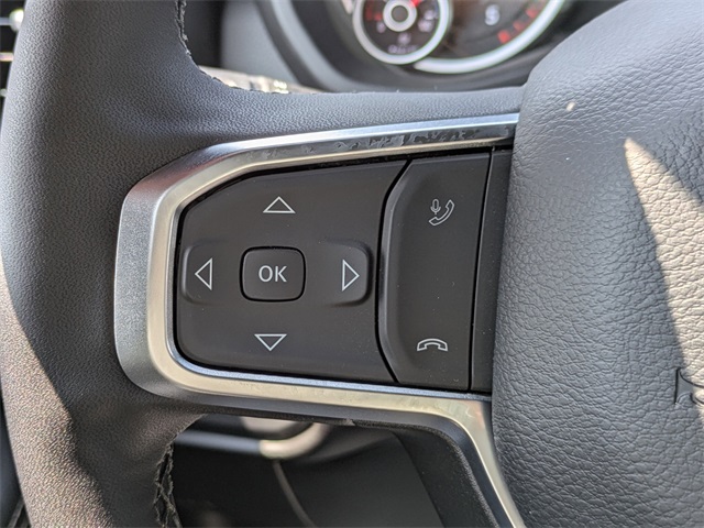 2025 Ram 3500 Big Horn photo 24