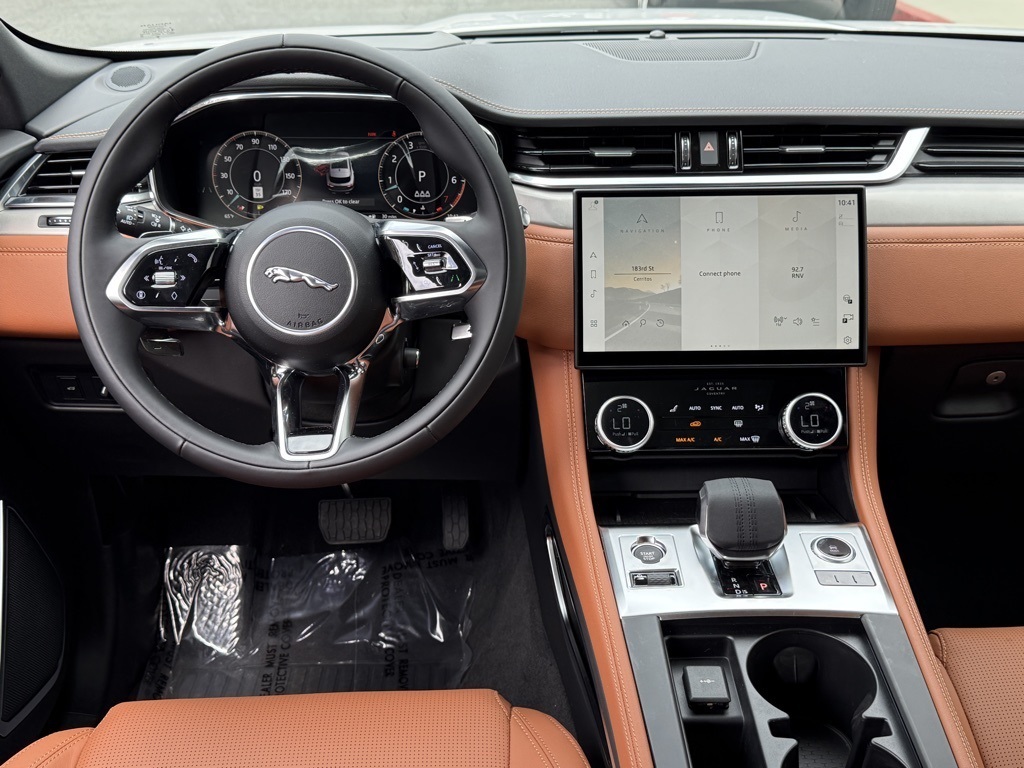 2026 Jaguar F-PACE P400 R-Dynamic S photo 24