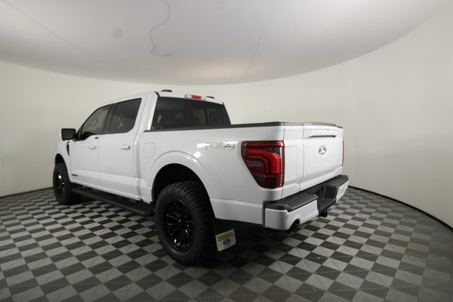 2025 Ford F-150 Lariat photo 3