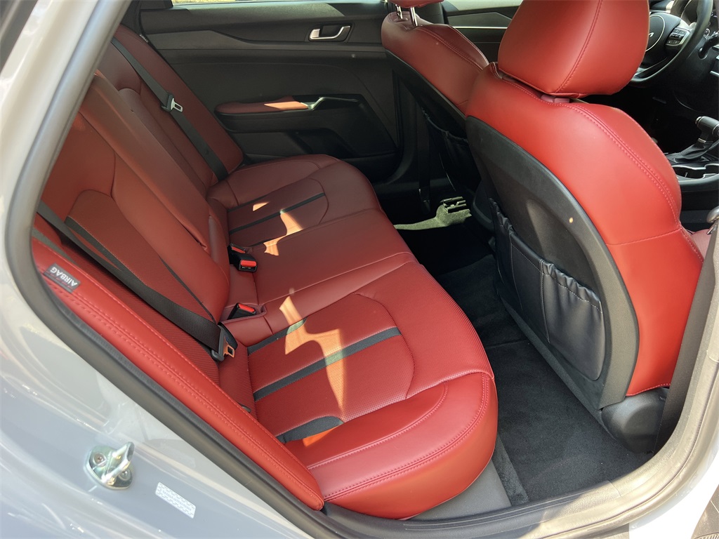 2023 Kia K5 GT-Line photo 11