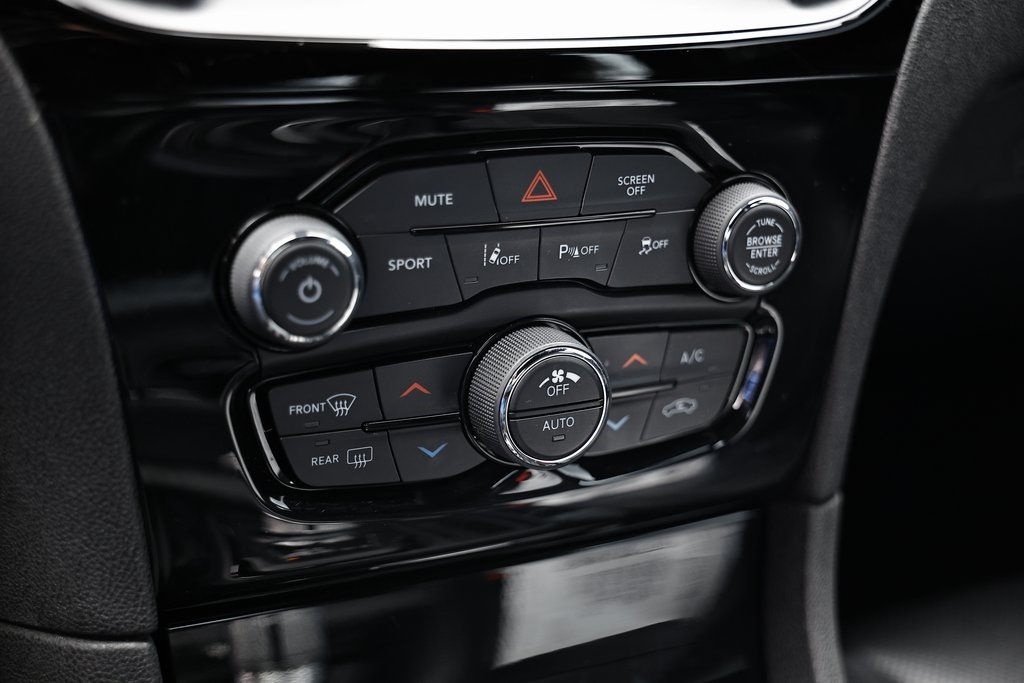 2023 Chrysler 300 S photo 37