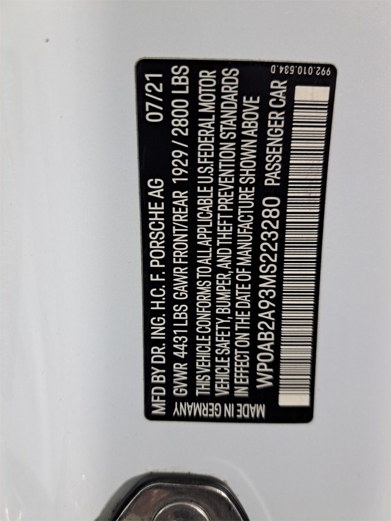 Used 2021 White Porsche Carrera 4S image 28