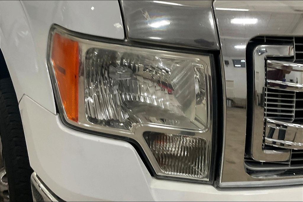2014 Ford F-150 XLT photo 24