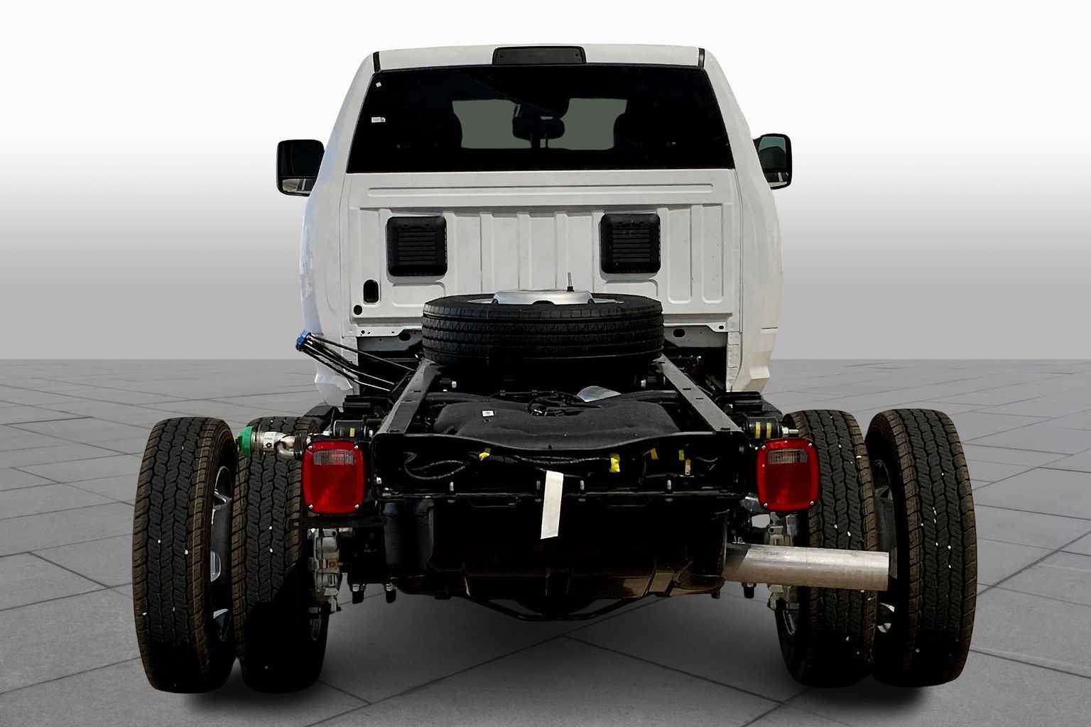 2026 Ram 4500 Tradesman photo 4