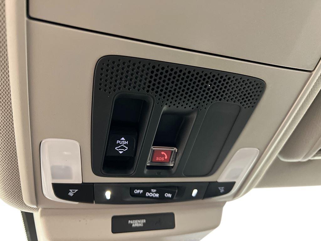 2025 Honda Accord Hybrid Touring photo 22