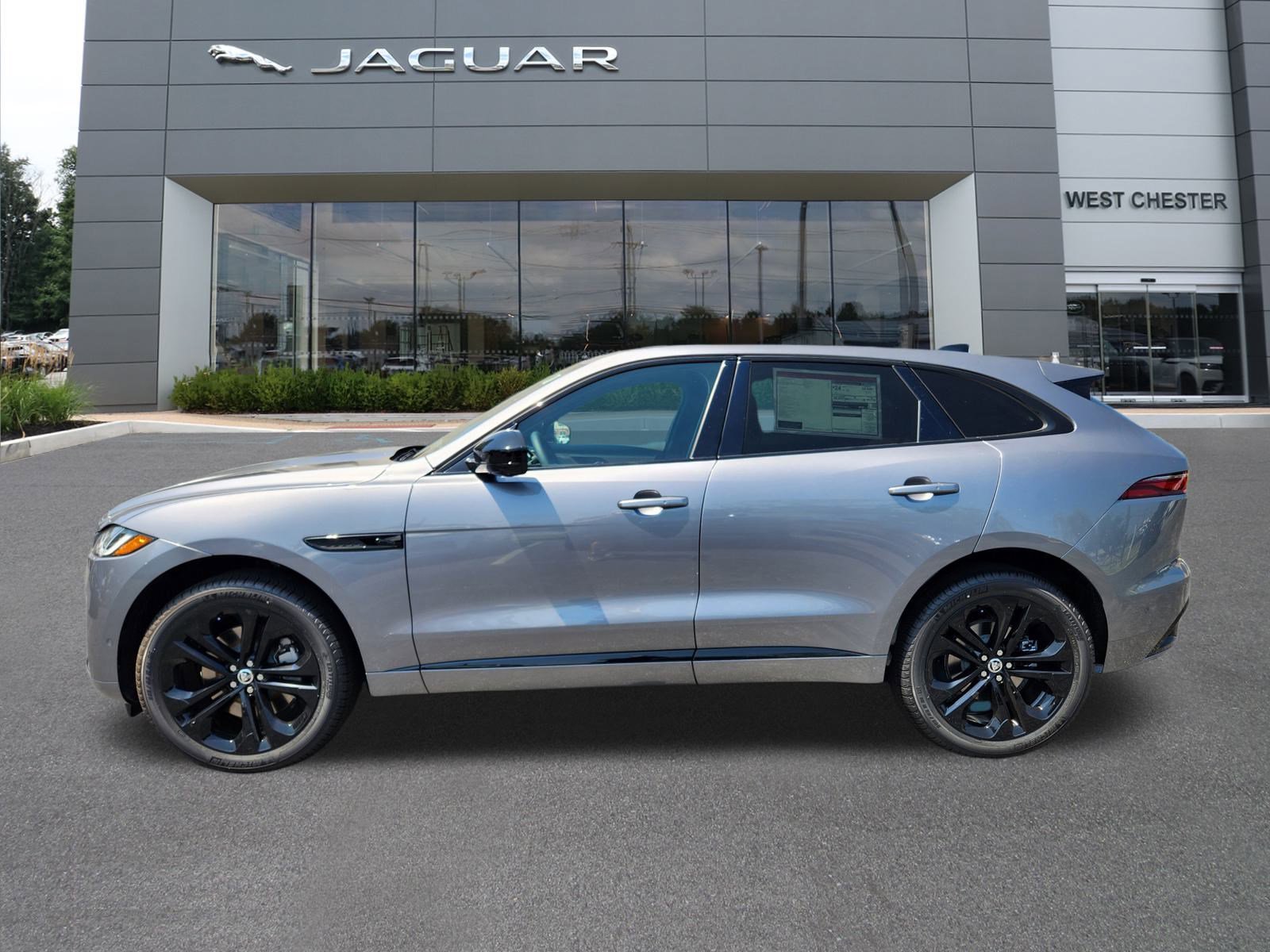 2026 Jaguar F-PACE P250 R-Dynamic S photo 3
