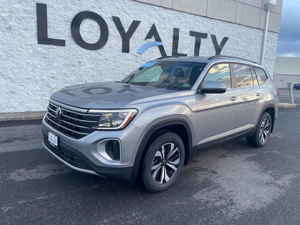 2026 Volkswagen Atlas SE's photo