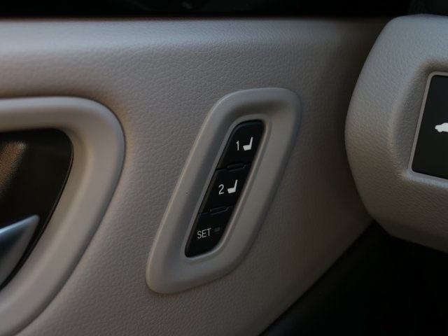 2025 Honda Pilot Touring photo 19