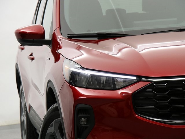 2025 Ford Escape ST-Line Select photo 4