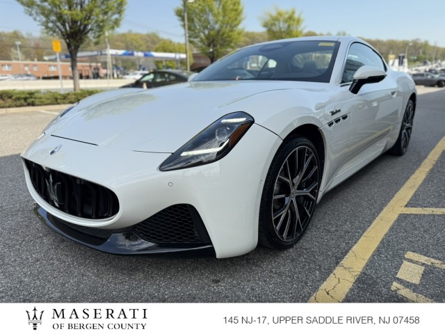 2024 Maserati GranTurismo Modena's photo