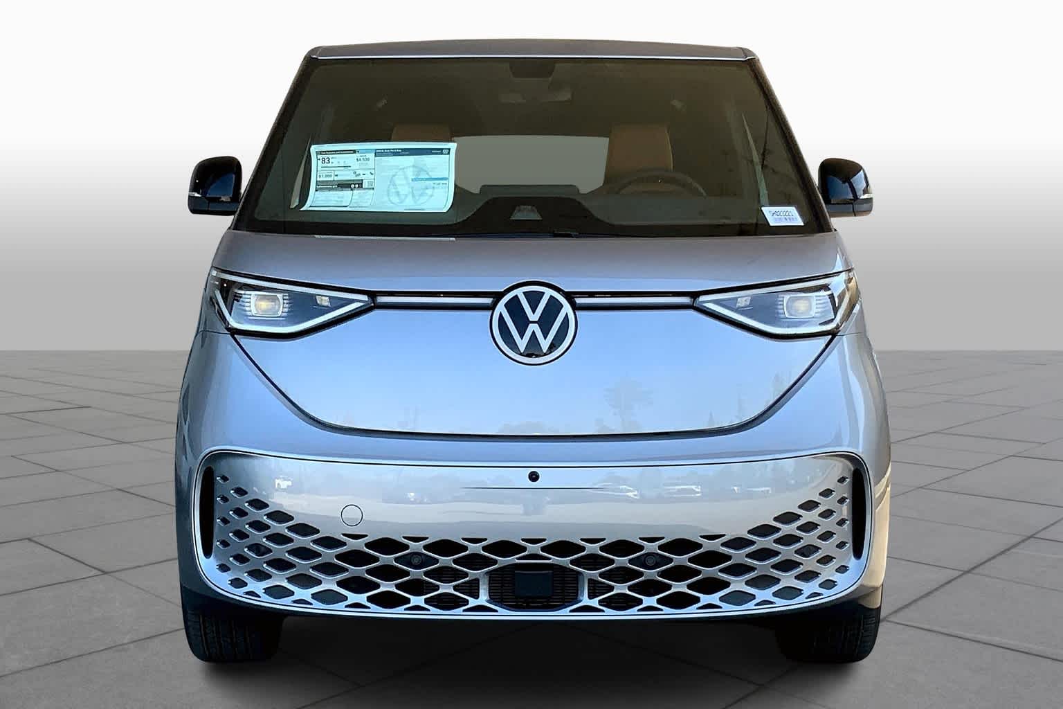 2025 Volkswagen ID. Buzz Pro Plus photo 3