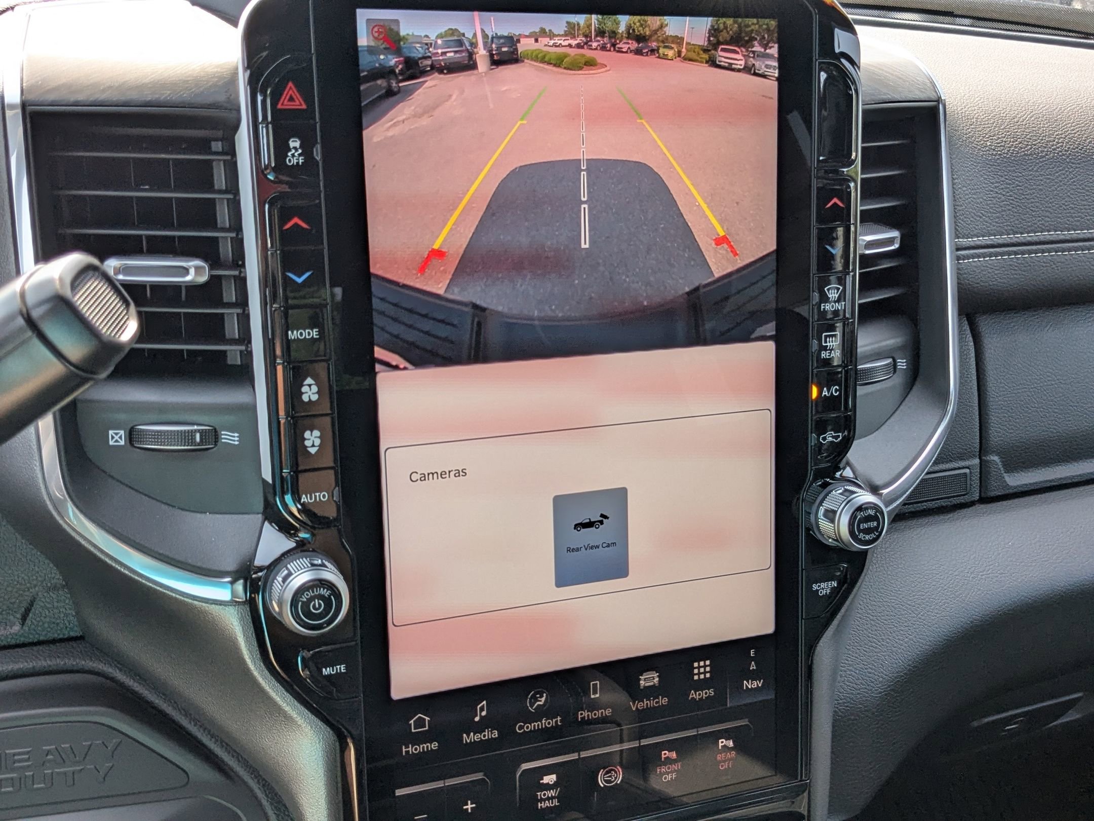 2025 Ram 2500 Laramie photo 19