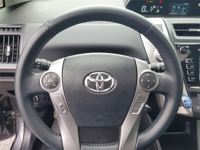 2017 Toyota Prius V Five photo 18