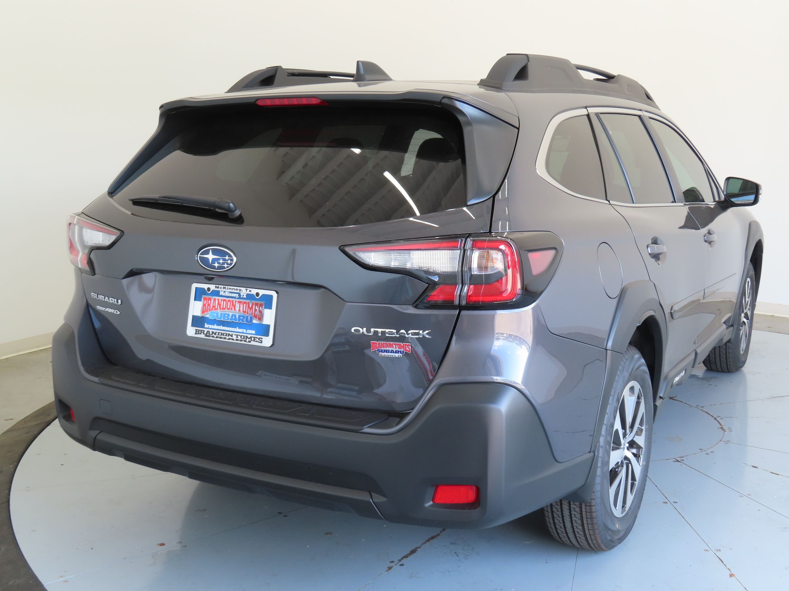 2025 Subaru Outback Premium photo 3