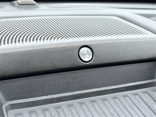 2021 Ford F-250 Lariat photo 17