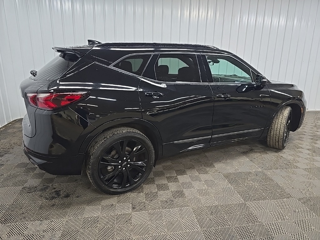 2022 Chevrolet Blazer RS photo 3