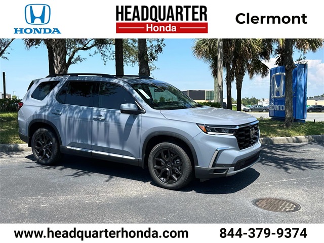 2025 Honda Pilot Touring's photo
