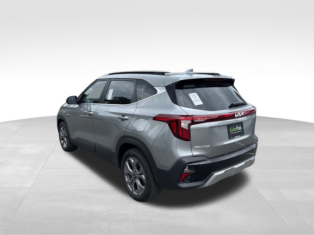 2024 Kia Seltos S photo 4