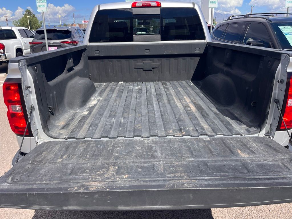 2018 Chevrolet Silverado 1500 LT photo 13