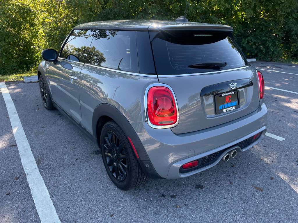 2019 Mini Cooper Hardtop S photo 3