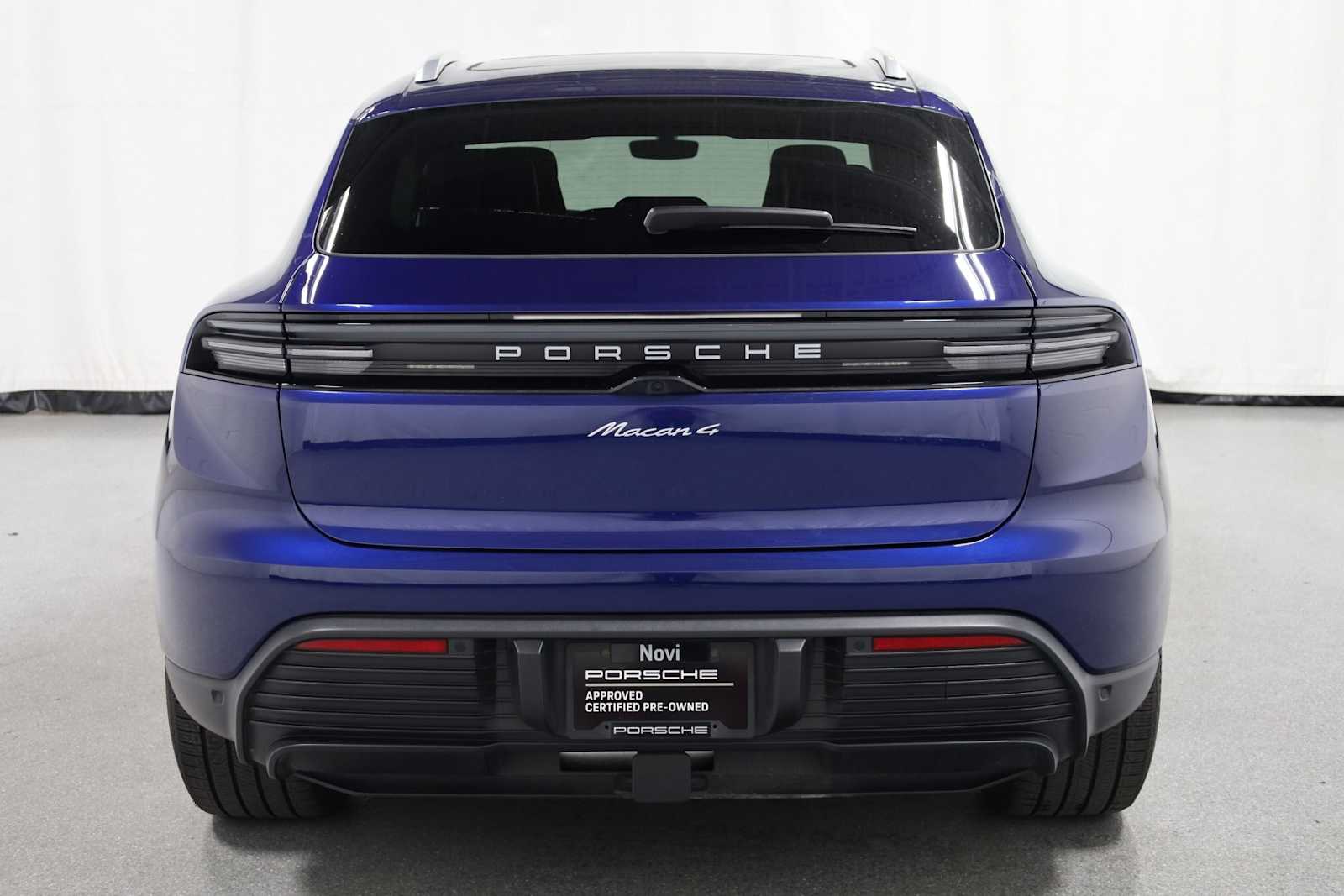 2024 Porsche Macan Electric 4 photo 7