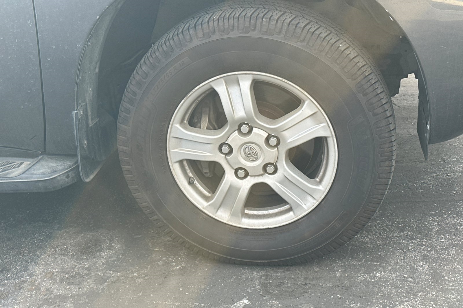 2012 Toyota Sequoia SR5 photo 4