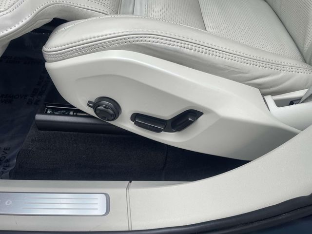2023 Volvo XC90 Ultimate photo 19