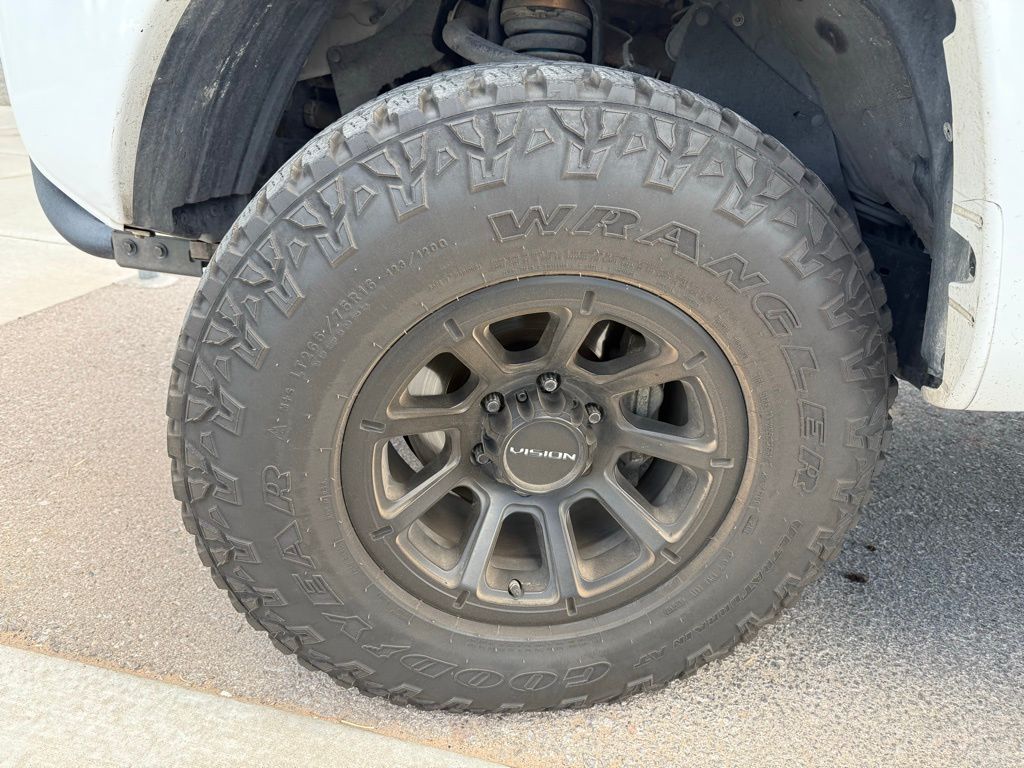 2013 Toyota Tacoma Base photo 2