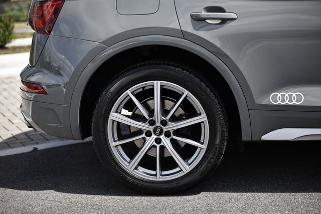 2022 Audi SQ5 Premium photo 3