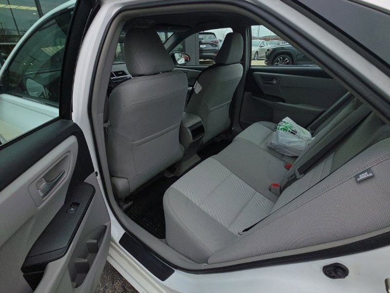 2017 TOYOTA CAMRY - Image 5