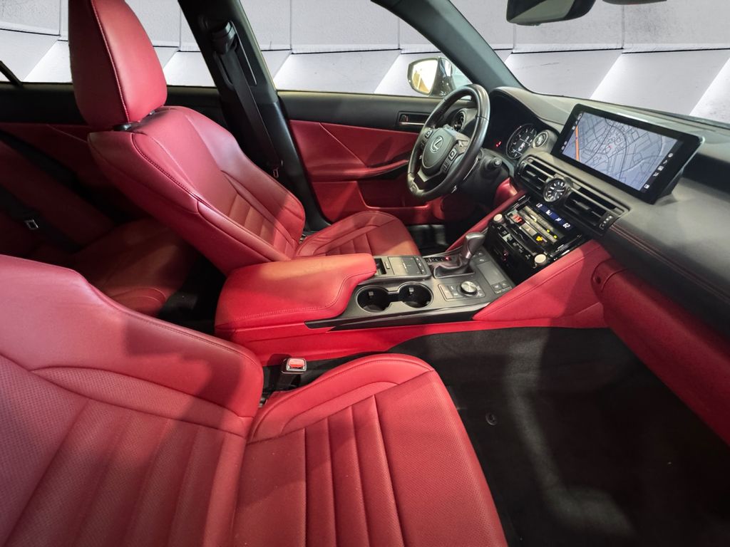 2023 Lexus IS 500 F SPORT Performance photo 13