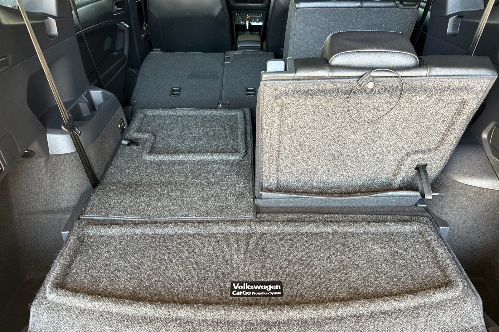 2021 Volkswagen Tiguan SE R-Line Black photo 15