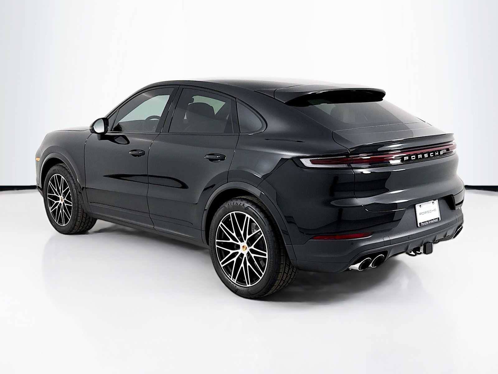 2026 Porsche Cayenne Coupe photo 3