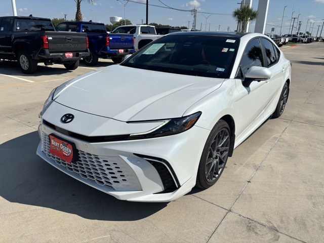 2025 Toyota Camry XSE photo 3