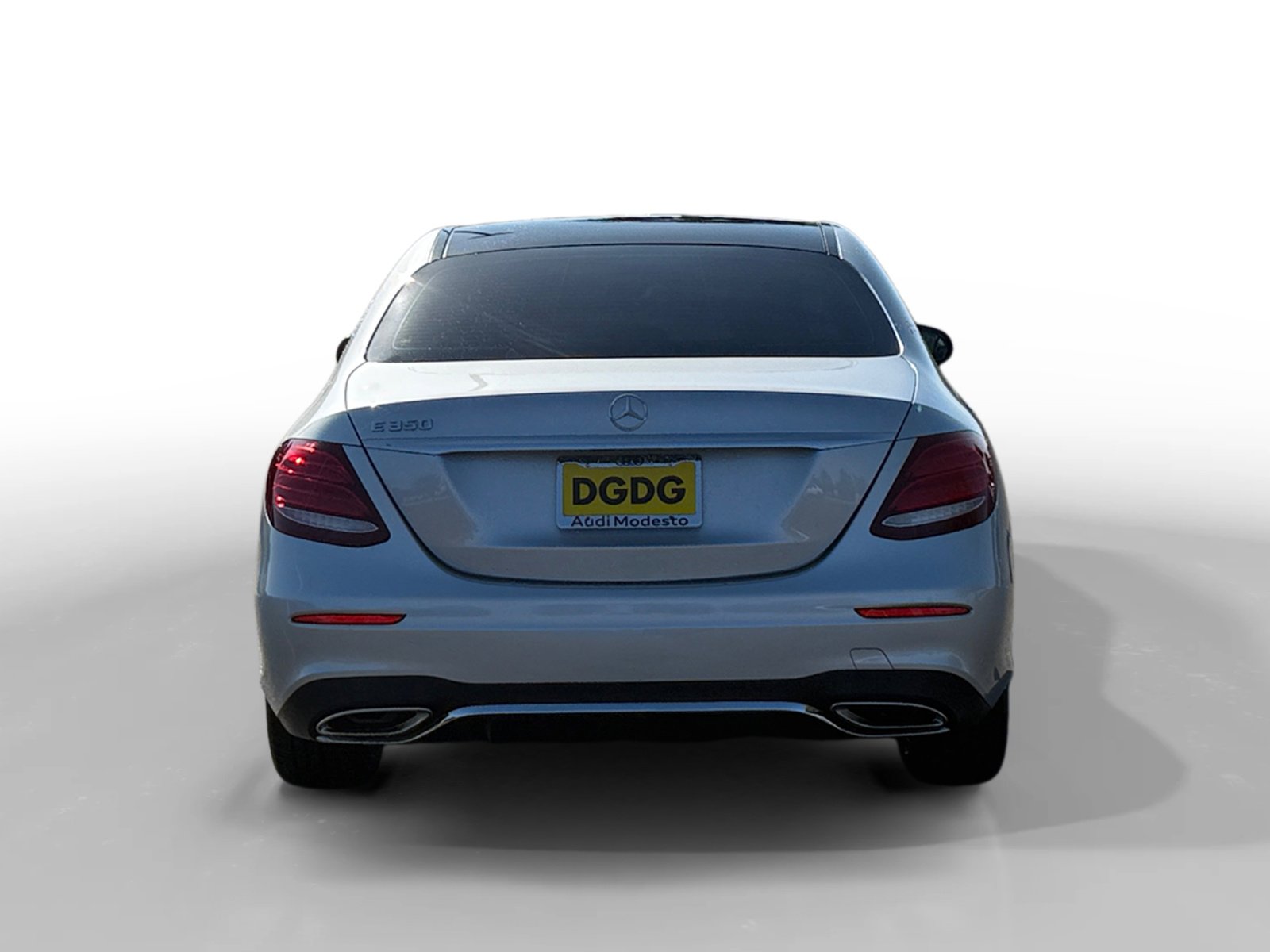 2020 Mercedes Benz E 350 photo 4