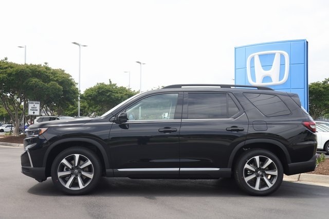 2025 Honda Pilot Elite photo 3