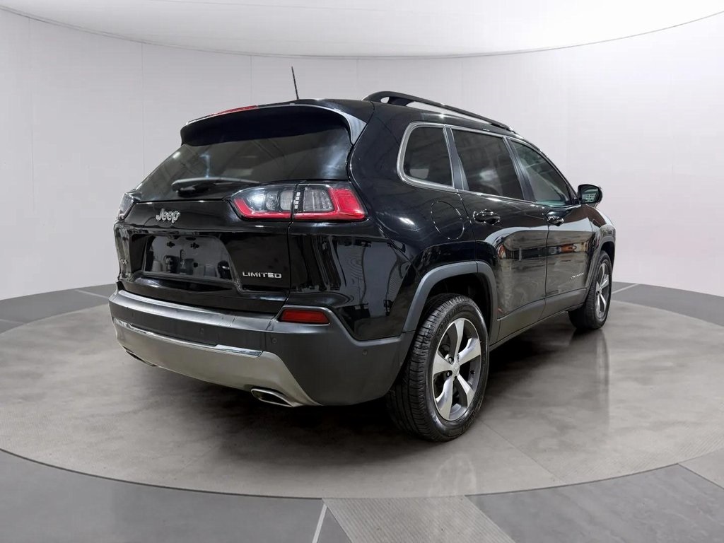 2022 Jeep Cherokee Limited photo 2