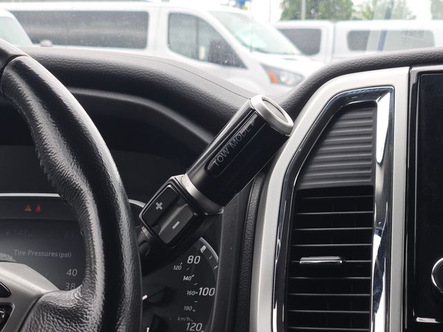 2021 Nissan Titan SV photo 32