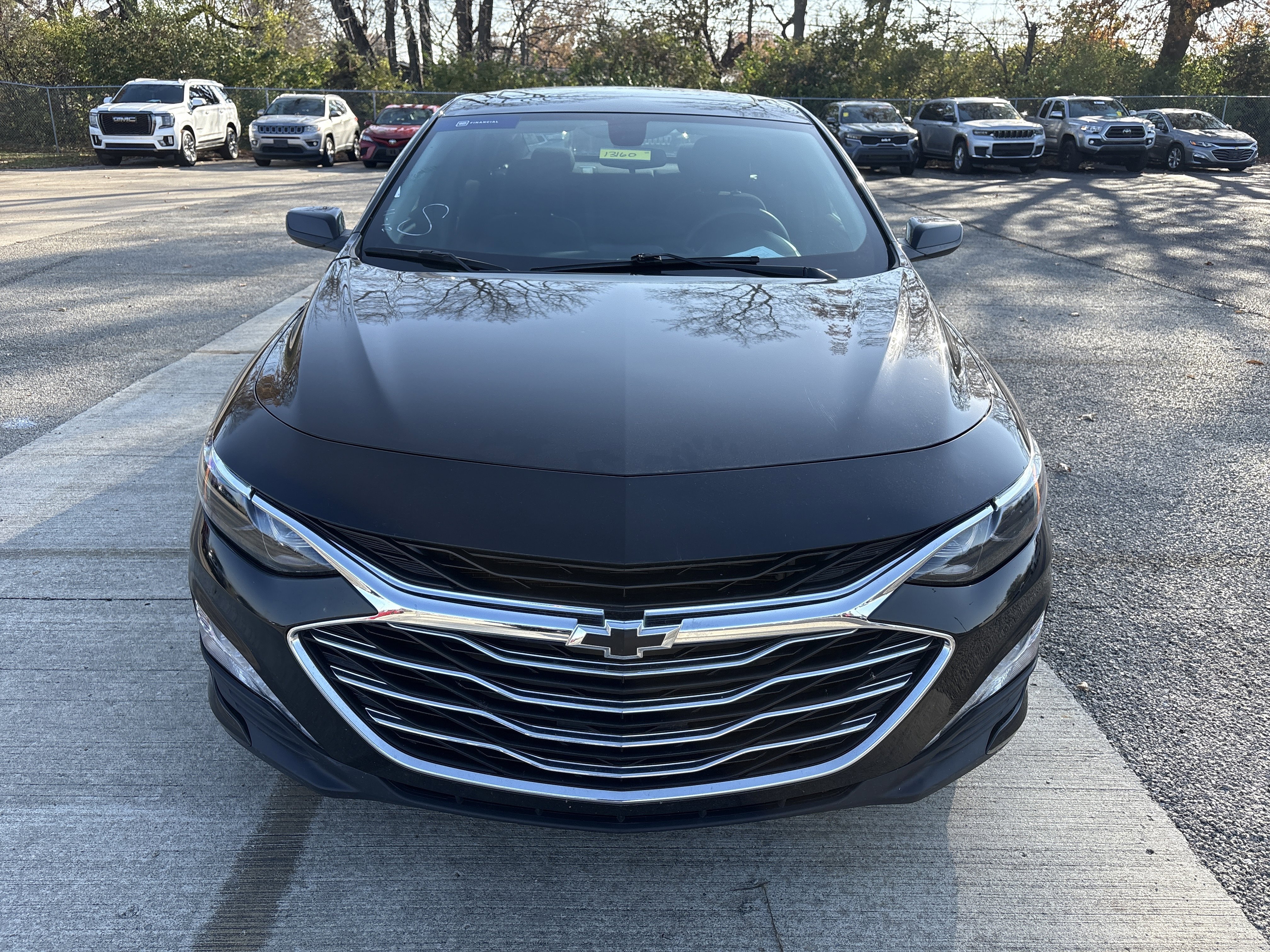 Used 2020 Chevrolet Malibu 1LT with VIN 1G1ZD5ST9LF086225 for sale in Vandalia, OH