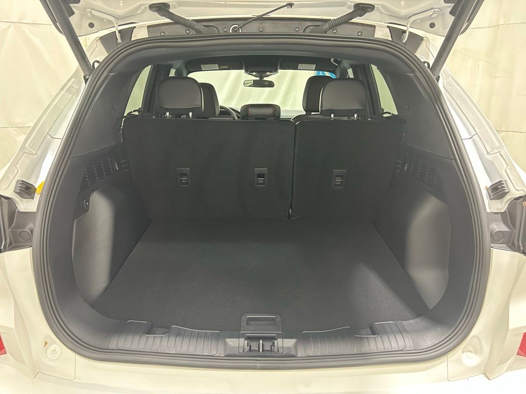 2024 Ford Escape ST-Line Select photo 27